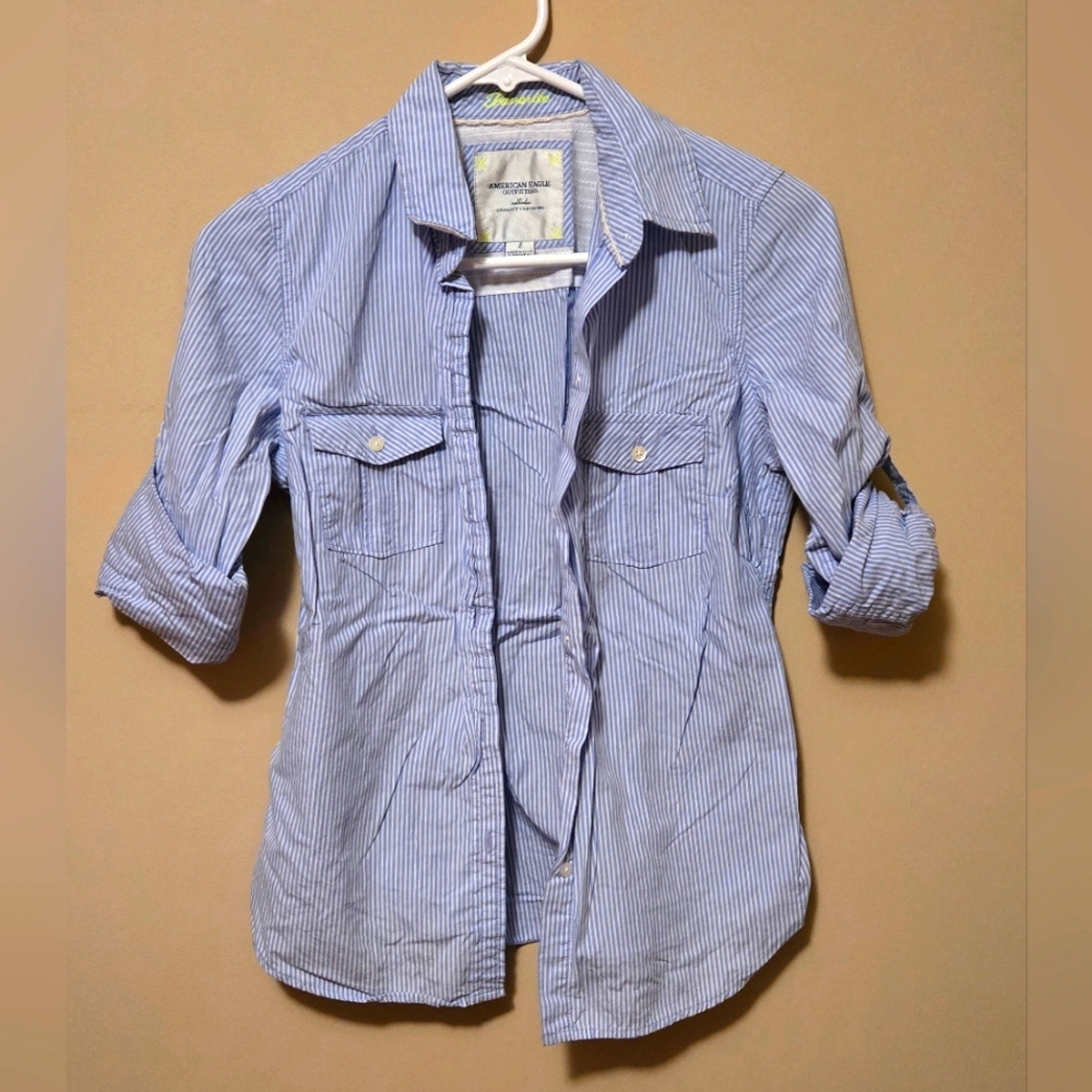 Women's American Eagle Button Down
